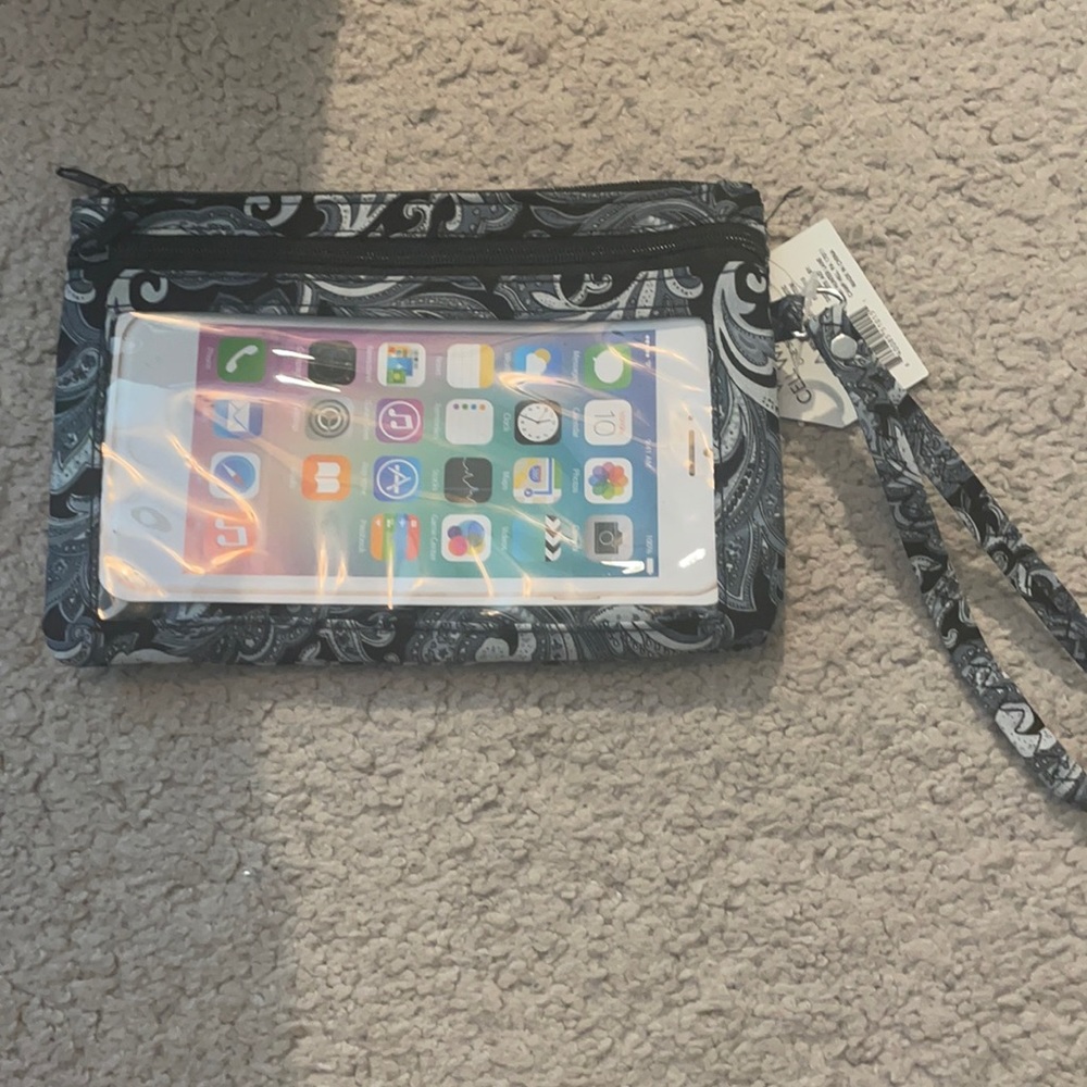 Women’s cellphone wallet